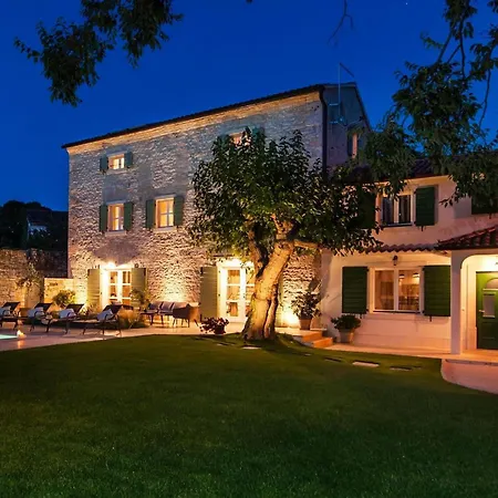Luvi Holiday home *