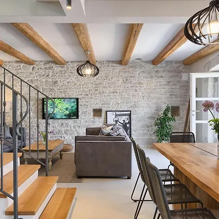 بيت للعطل Luvi *