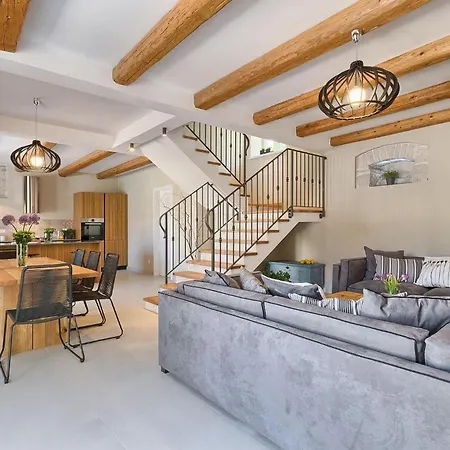 Holiday home Luvi
