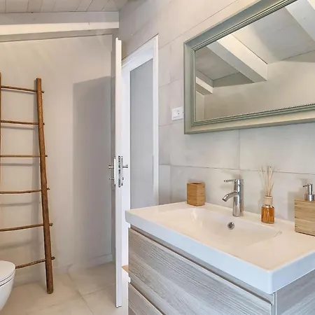 بيت للعطل Luvi *