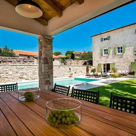 Luvi Holiday home
